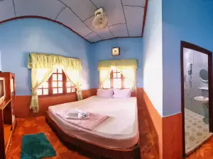 Beyond Pub, Guest​ House & Hotel