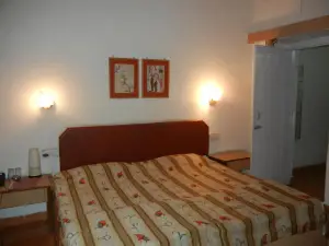 Hotel Grand Barrack