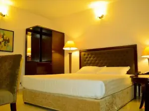 Hotel Aristos Boutique & Suites