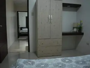 Townhouse1 Two bedrooms in Bacolor near San Fernando