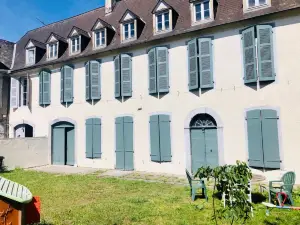 Une Maison de Famille