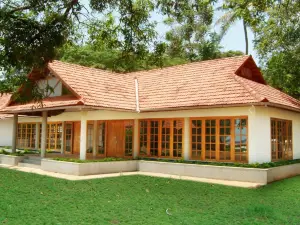 Ktdc Kumarakom Gateway Resort