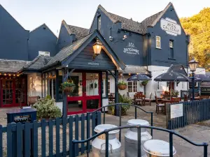 Avon Causeway Hotel