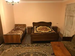 Ashot & Gohar B&B