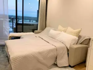 Modern Twin King Ensuites M-city Clayton 3168 Free Parking, Smart TV, Fast Wifi