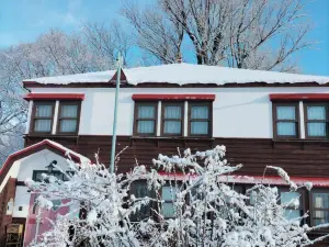 基諾塔山林小屋