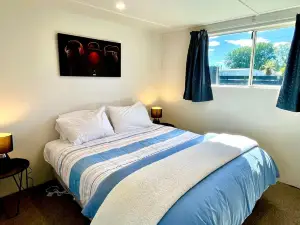 Little Running Bear Cottage - Comfy and Cozy
