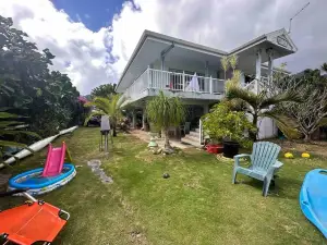 Meri Lodge Huahine (Mamado’s House)