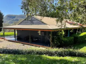 Kurraba - Family friendly country escape with pool