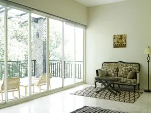 Arainn Bed & Breakfast Tretes Prigen by ecommerceloka