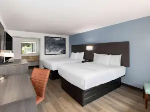 Super 8 by Wyndham Riverside Al