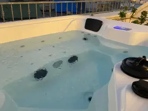 21mq Suite Home