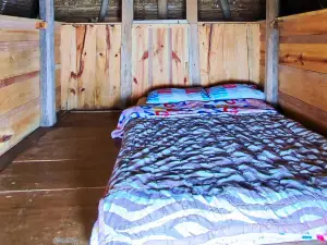 Hiwang Native House Inn & Viewdeck