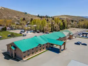 Super 8 by Wyndham Montpelier