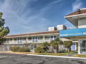 Motel 6 Mojave, CA