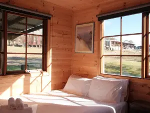 Carinya Village Jindabyne