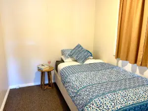 Selwyn Cottage 3