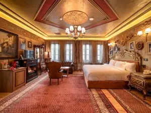 BEY House Royal Hotel