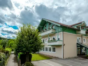 Gartenhotel Salzach garni