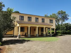 Floreat Riverside Lodge and Spa
