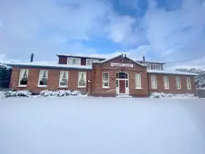 Mossburn Railway Hotel