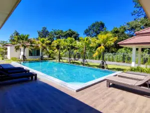 Isan Golf & Adventure Hotel