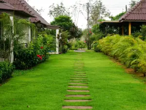 CharPoot Cottage Khao Lak