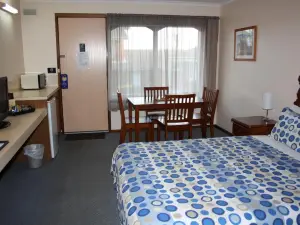 Raglan Motor Inn