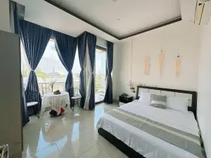 Sao Khue Riverside Hotel & Coffee