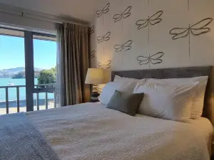 Waterscape Apartment with Car Park