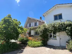Maison d'Hôtes l'Escale du Loup Blanc
