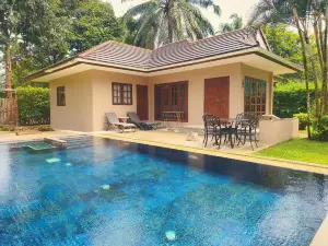 Alisea Pool Villa Aonang