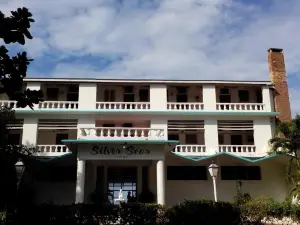 Silver Seas Hotel