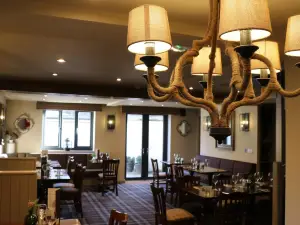 Royal Oak Hotel