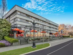 Days Inn by Wyndham Victoria on the Harbour