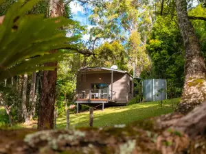 Whispering Valley Cottage Retreat