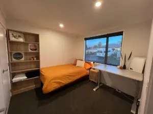 Convenient and comfortable Waitara