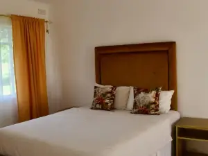 2 Bedroomed House with a Lovely Garden - 2177