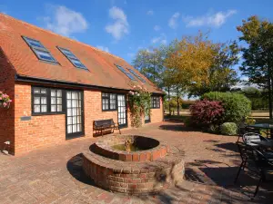 Crouchers Hotel