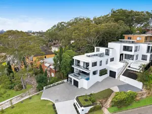 Luxury Waterside Home