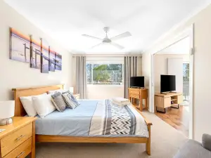 Luxury Boardwalk Apartment Unit 7