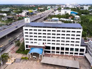 River Hotel The Budget