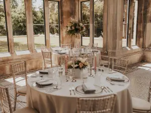 Orange Grove Hotel & Gardens