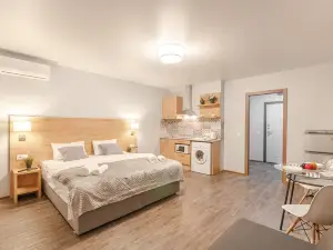 Hotels.Net