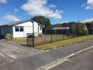 Kiwiana Gem