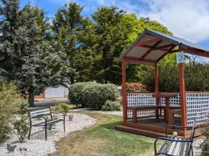 Highlands Motor Inn