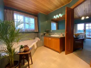 Hanlon Guest House