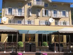 Hotel ST Sebastien