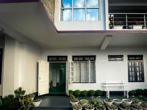 Abu Homestay