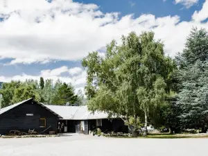 Crackenback Farm Guesthouse